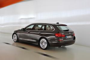 BMW 530d xDrive Touring Modern Line 2013 года  (WW)
